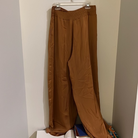 Brown loose pants - Picture 3 of 5